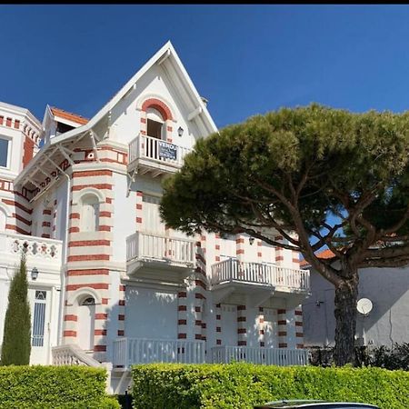 Chambre Sur La Falaise De Pontaillac Vaux-sur-Mer Exterior foto