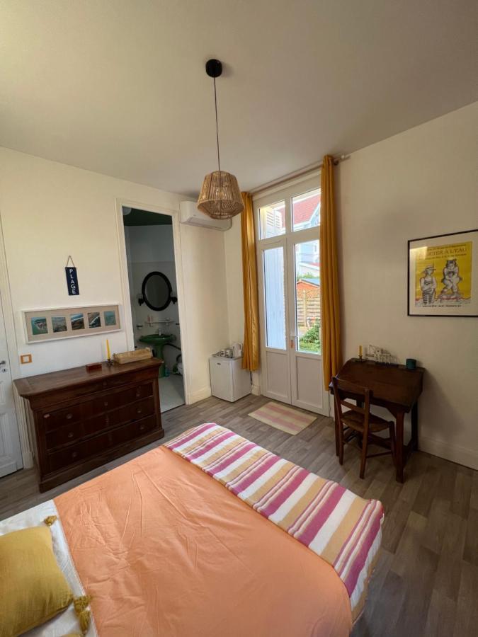Chambre Sur La Falaise De Pontaillac Vaux-sur-Mer Exterior foto