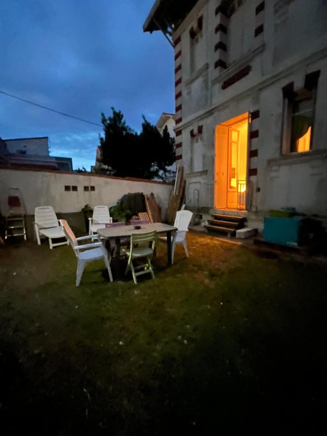 Chambre Sur La Falaise De Pontaillac Vaux-sur-Mer Exterior foto